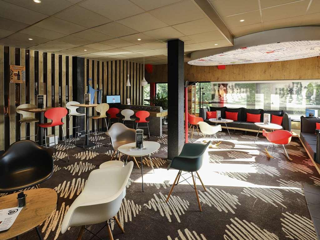 Hotel Ibis Égletons Restaurant foto